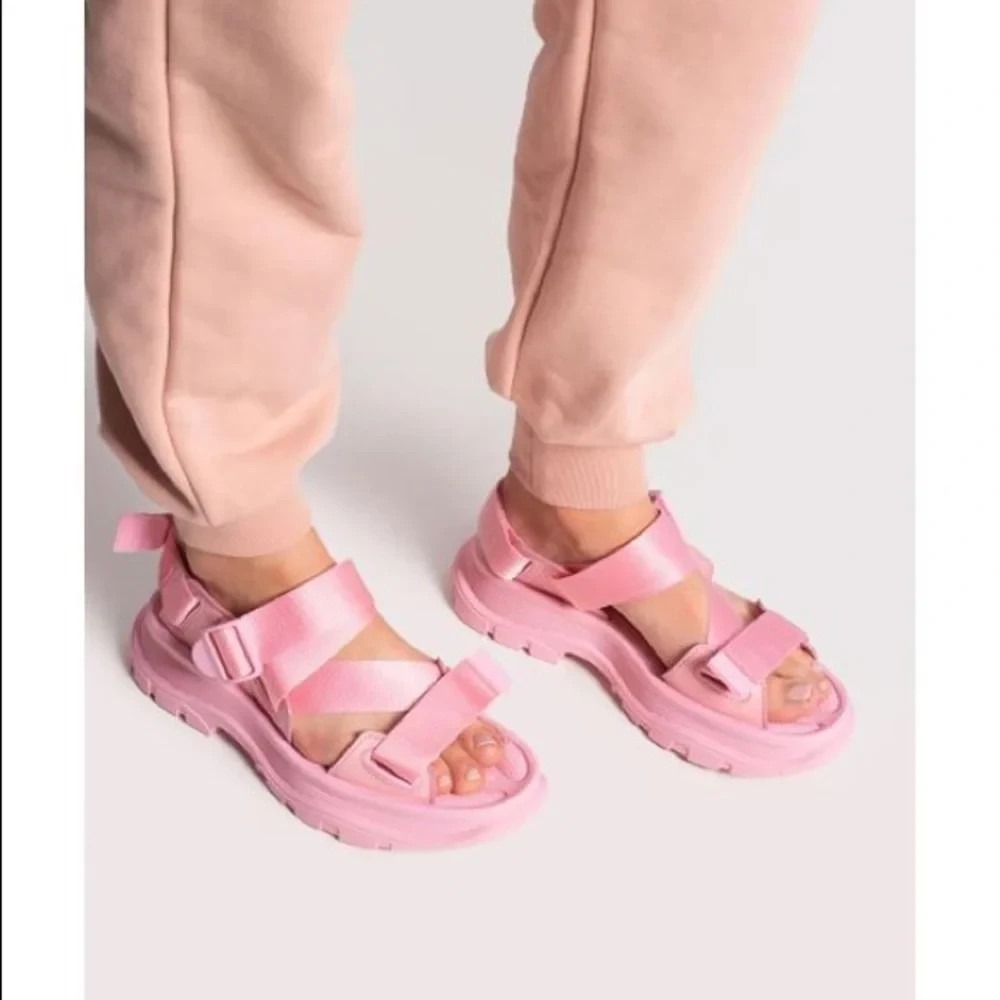 Alexander McQueen Tread Platform Sport Sandals Pastel Pink EU 37 US 7 $690
